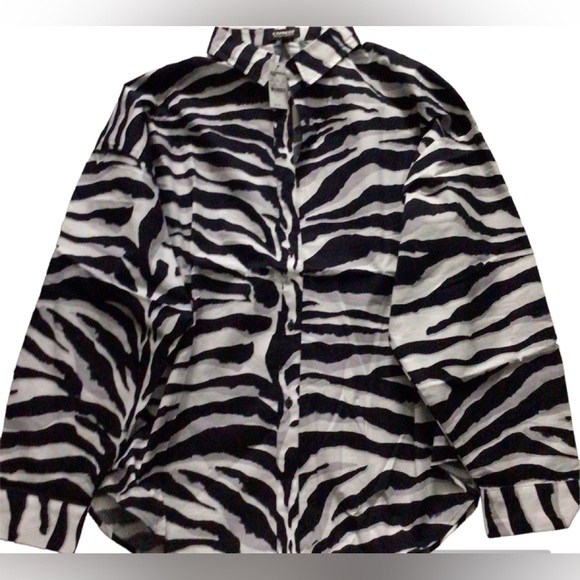 Express  Zebra Print Boyfriend Shirt XL Brand New with tag - Picture 2 of 3